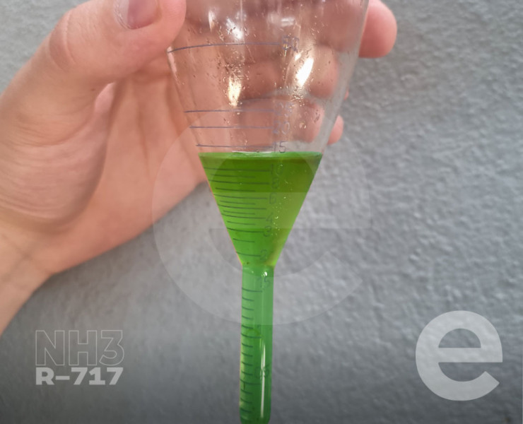 Amônia altamente contaminada
