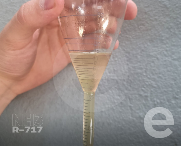 Amônia levemente contaminada